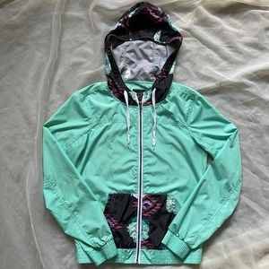 EMPYRE Windbreaker
